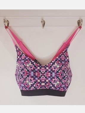 VSX Sport by Victoria's Secret Black Multi Geo Print Sports Bra 32B